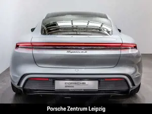 Porsche Taycan 4S InnoDrive Head-Up Rückfahrkamera BOSE Bild 5