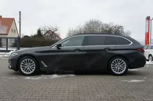 BMW 530 d Touring xDrive Luxury-Line *STANDHZG*AHK* Bild 5