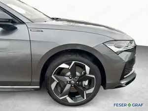 Skoda Superb Combi Sportline 2.0TDI 4x4*HeadUp*AHK*pACC*uvm Bild 3