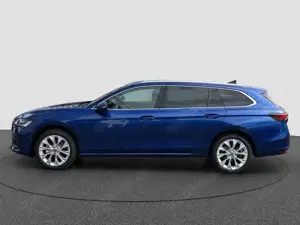 Skoda Superb Combi Selection 2,0 TDI Bild 2