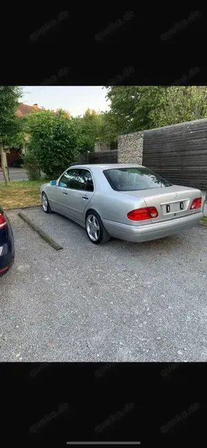 Mercedes-Benz E 280 4-Matic Avantgarde