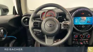 MINI Cooper Classic-Trim PDC LED DAB SHZ KlimaA 17" Bild 5