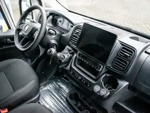 Opel Movano Cargo L2H2 2.2 Diesel 140 3.5t *RFK*NAV* Bild 4