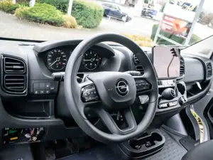 Opel Movano Cargo L2H2 2.2 Diesel 140 3.5t *RFK*NAV* Bild 5