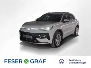 Volkswagen T-Roc 1.5 eTSI Life DSG ACC Connect LED RüKa Sitzh
