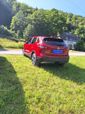 Nissan Qashqai 1.6 dCi ALL-MODE 4x4i N-Connecta Bild 3