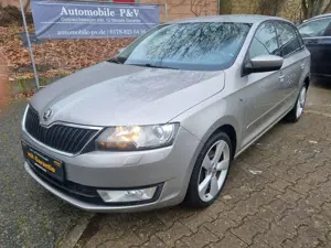 Skoda Rapid/Spaceback Elegance*Klima*Sitzh*PDC*Xenon*Tempom.*