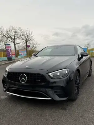 Mercedes-Benz E 200 Coupe 9G-TRONIC AMG Line