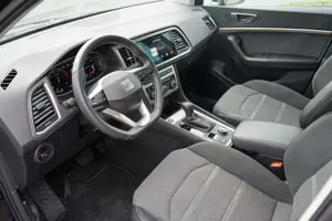 SEAT Ateca 1.5 TSI Xperience LED Navi AHK Kamera ACC Bild 4