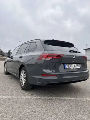 Volkswagen Golf Variant Life