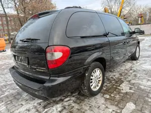 Chrysler Grand Voyager Limited 2.8 CRD Autom. Bild 5