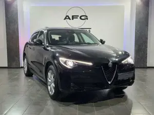 Alfa Romeo Stelvio SuperQ4*PANO/SCHIEBE*SHZ*LHZ*AHK*NAVI* Bild 2