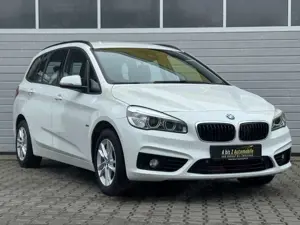 BMW 218 i Sport Line 1.Hand/Kamera/Ambient/Garantie