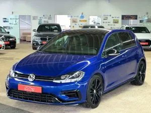 Volkswagen Golf VII Lim. R 4M SHZ*PAN*V-Cockpit*NAV*LED*ACC