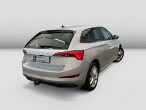 Skoda Scala 1.0TSI DSG Tour AHK Cam LED PDC Sitzheiz Bild 4