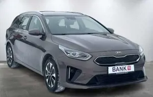 Kia Ceed SW / cee'd SW cee'd*1.6*Plug-in*SHZ*CarPlay*LED*KAMER*TEMPOM Bild 3