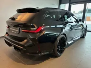 BMW M3 Competition Touring mit M x Bild 4