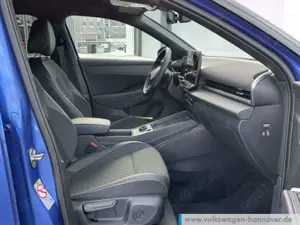 Volkswagen T-Roc R-Line 1.5 eTSI DSG Navi  IQ.LIGHT Keyless Bild 5