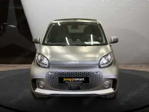smart forTwo EQ 60kWed passion SHZ PDC Dig Radio Tempom Bild 3
