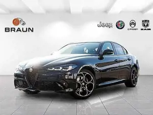 Alfa Romeo Giulia 2.0 16V AT8-Q4 INTENSA Panorama