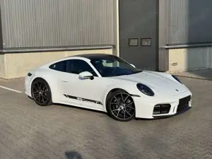 Porsche 992 CarreraT: 6-Gang, Pano, Lift, Matrix, Sport-Design