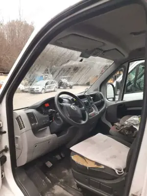 Fiat Ducato Ducato L1H1 verglast Bild 3