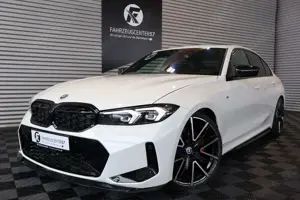 BMW 330 i M-PERFORMANCE/CURVED/CARPLAY/HIFI