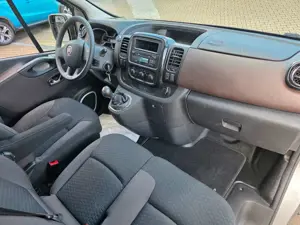 Fiat Talento Kombi L2H1 Family/9-Sitzer/Klima/PDC Bild 2