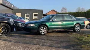 Audi A8 2.8 quattro|LEDER|AHK|SITZH.|KLIMAA.|MEMORY|