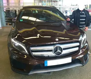 Mercedes-Benz GLA 180 GLA 180 Street Style (156.942)