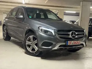 Mercedes-Benz GLC 250 4Matic*1.Hand*Garantie*Distronic*HUD