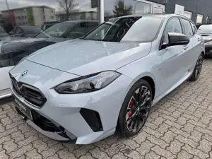 BMW 135 i xDrive*M-Sport Pro*LED*PANO*HK*360°KAM* Bild 3