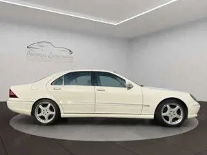 Mercedes-Benz S 63 AMG V12 W220 1of70 RAREST AMG V12- SAUGER! Bild 4