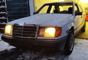 Mercedes-Benz 200 W124 200 E200 Alu/Schiebedach/5 Gang Getriebe