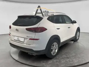 Hyundai TUCSON 1.6 T-GDI Select 2WD AUTOM.SITZ.NAVI Bild 5