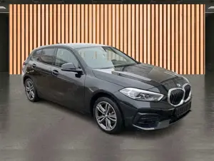 BMW 116 i Sport Line*Navi*DAB* Bild 5