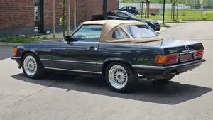 Mercedes-Benz SL 300 Bild 2