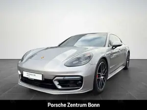 Porsche Panamera GTS HA-Lenkung InnoDrive Head-Up BOSE