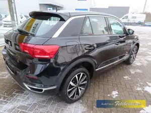 Volkswagen T-Roc Style m. KLIMAAUT+KAMERA+SHZ+BLUET+ALU+GJR Bild 4