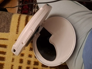  kleiner transportabler DVD-Player von Grundig mit Batterien betrieben, einwandfrei in Ordnung