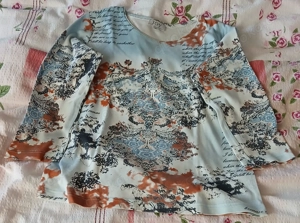 Damen T Shirt hellblau mehrfarbig