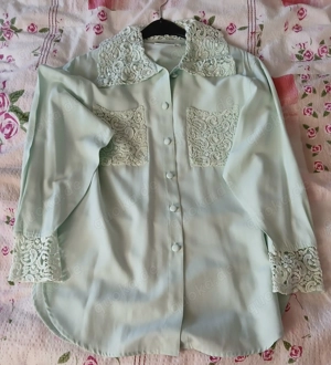 Damen Bluse mingrün mit langem Arm