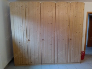 Kleiderschrank, Doppelbett, Konsole - komplettes Schlafzimmer