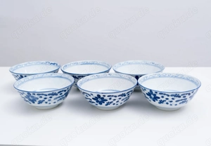 6 Schälchen weiß blau made in China