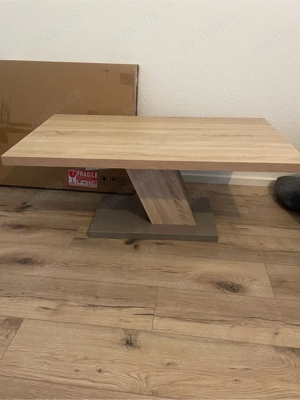 Tisch fürs Wohnzimmer 