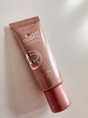 L Oréal Lumi Glotion 902 Light Glow
