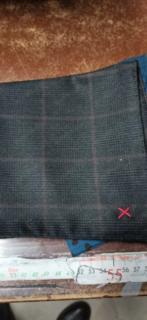 Konvolut von 60 Einstecktüchern aus 100 % Wolle, hergestellt in Italien