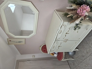 Barock Kommode mit Spiegel und Polsterstuhl weiß gold