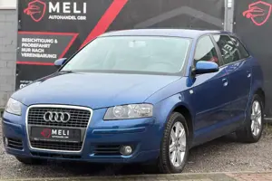 Audi A3 1.6 Attraction *Navi* Scheckheft* Top Zustand* Bild 3