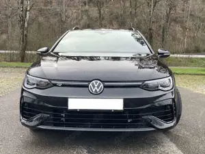 Volkswagen Golf R Golf VIII R Variant 2.0 TSI 4Motion 320 PS DSG AHK